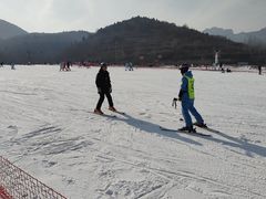 -济南卧虎山滑雪场