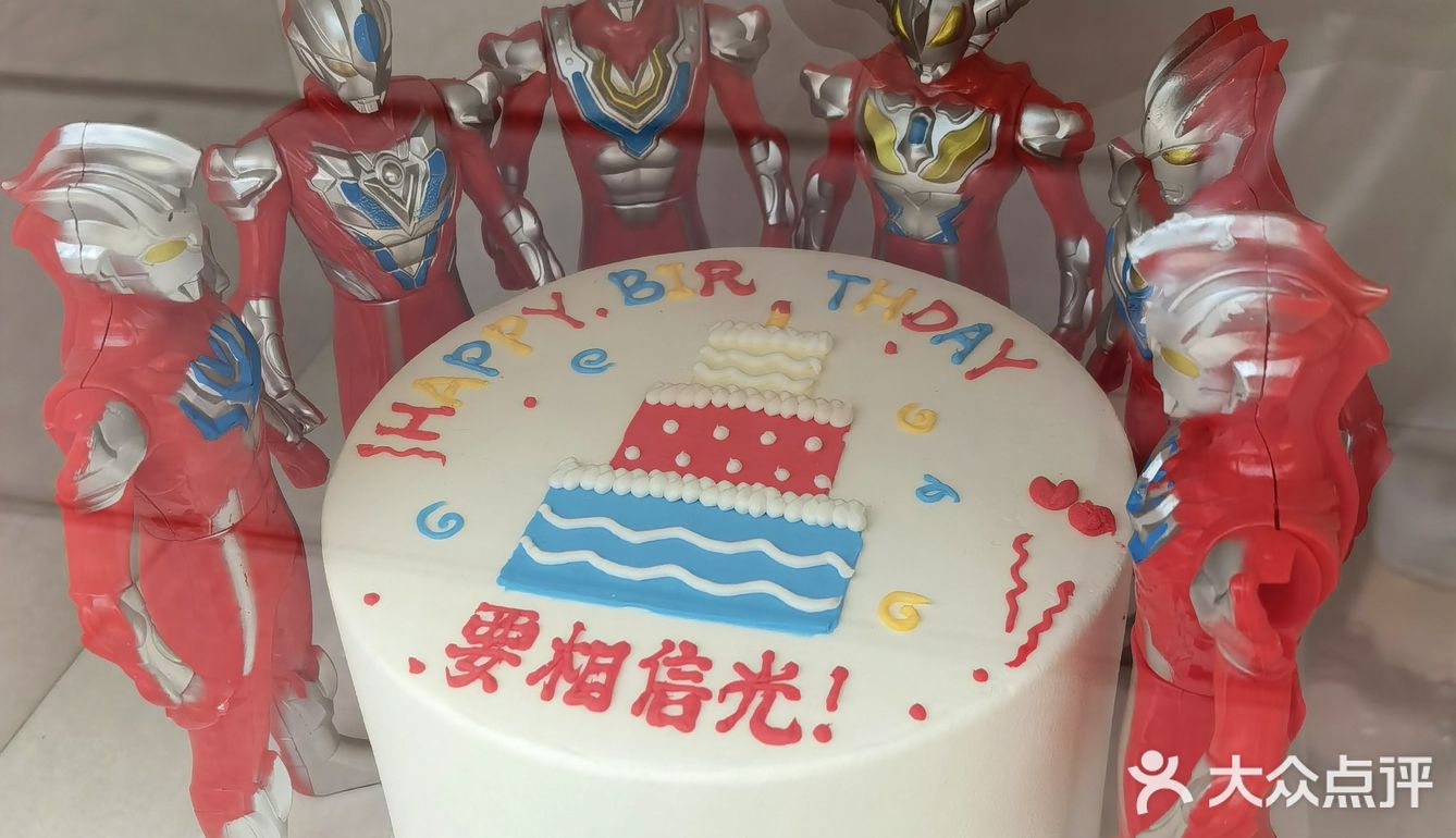 干净整洁的蛋糕房