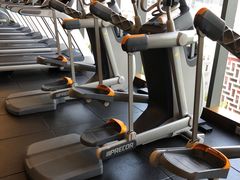 -广州天河希尔顿酒店