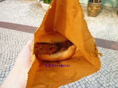 猪扒包-大利来记咖啡室(告利雅施利华街店)