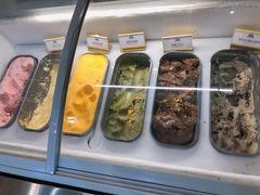 -小天鹅戴斯酒店鲸鲨百汇创作料理
