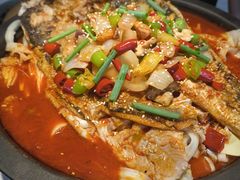 -鸣记脆皮烤鱼·海鲜烤鱼(三八广场店)