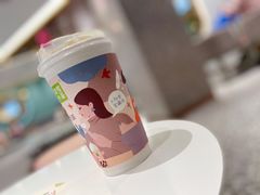 蜜桃撞撞宝藏鲜奶茶-奈雪的茶(天河城店)