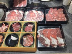 -匠牛亭·锅物烧肉放题自助(昆百大·泰业城店)