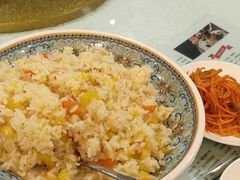 -汗腾格里·风味餐厅(新疆驻京办店)