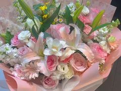 -雪蔓之鲜花气球派对(家佳源时代中心店)