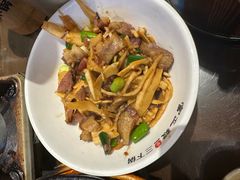 -富正毅三下锅·湘西韵味(天门山索道店)