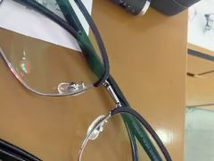 -罗伯特眼镜·蔡司官方授权(罗湖国贸店)