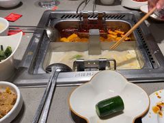 牛肉汤火锅和清油麻辣火锅-海底捞火锅(苏宁生活广场店)