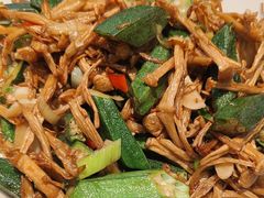 -五谷丰登·胶东海鲜·家常菜(张村店)