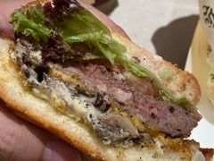 黑松露牛肉汉堡-JPG canteen(广州乐峰广场店)