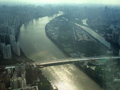 -广州塔卢特斯法国旋转餐厅