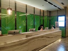 -榆林榆阳西路火车站亚朵酒店