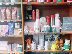 零售区-星巴克(深圳龙岗摩尔城店)