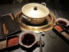 -铭牛烧肉·和牛海鲜自助(高新月牙湖店)