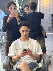 -藤野造型烫发染发