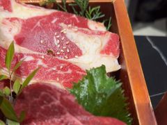 -山川小町·极番烧肉(新地假日广场店)