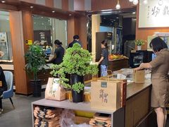 -高玛纳驴肉火烧(一世界店)