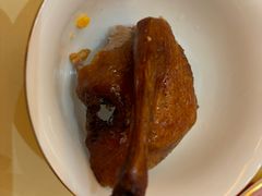 红烧脆皮乳鸽-惠食佳(滨江大公馆店)