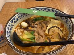 -蒙自源米线大王(信利城市广场店)