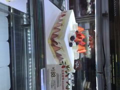 巴黎贝甜(光启城店)-巴黎贝甜(宜山路店)