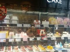 -巴黎贝甜(大宁国际商业广场店)