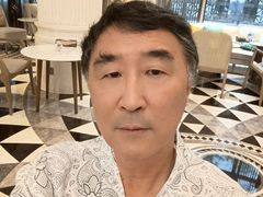 -浅深(世茂滨江精品店)