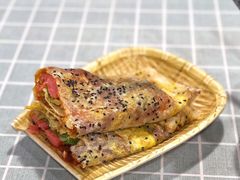 香辣煎饼果子-冷峰马家鸡蛋牛奶醪糟(八朗学五巷店)