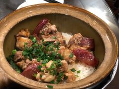 腊肠滑鸡煲仔饭-红星光发煲仔饭(文海店)