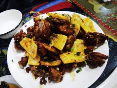 -泸沽肴(泸沽湖大洛水村农村信用社旁店)