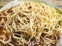 -艾力江和田馕坑烤肉店