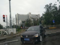 -天津市人民医院-停车场