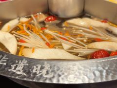 -晓宇重庆火锅(西安荟聚店)