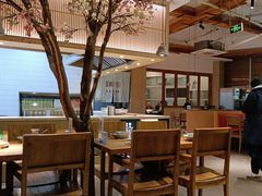 -蜜桃餐厅·伴山(湖滨商业街店)