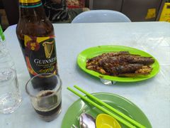 -明记烧鱼美味店