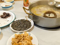 -朴小妹人参鸡汤火锅(长白山万达店)