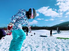 -鳌山滑雪度假区