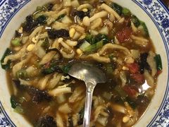 老wa撒-三羊居食府(文艺路店)