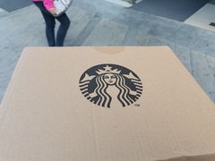 -星巴克臻选(威海威高广场店)