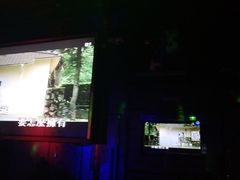 -依呀呀ktv烧烤小串(中山西路店)