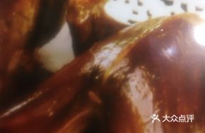 Preserved Vegetable Stir-fried Pigeon