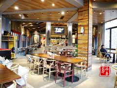 大堂-盐官日光域房车营地·有盐餐厅