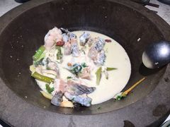 青椒紫苏锅-鲜潭蒸汽石锅鱼(五道口购物中心店)