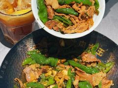 -费大厨辣椒炒肉(黄兴中心广场店)
