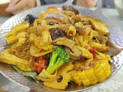 -天天向上素食餐厅(五台山店)