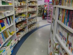 -新华书店(虹悦城店)
