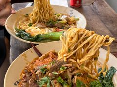 -方铲铲·成都板凳面(滨江银泰店)