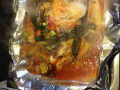-愿者上钩·纸包鱼(翻身店)