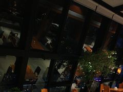-四月吧餐厅(正阳步行街店)