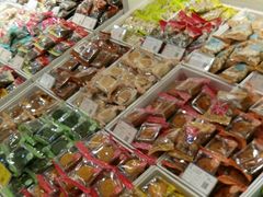 -来伊份(我格广场武宁路店)